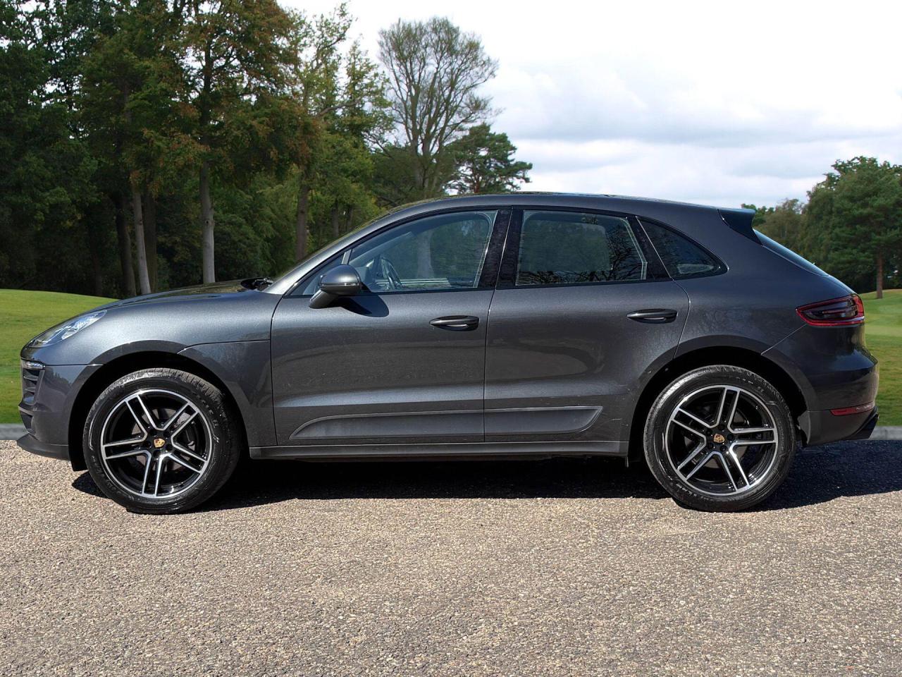 2017 Porsche 2.0T PDK 4WD Euro 6 (s/s) 5dr