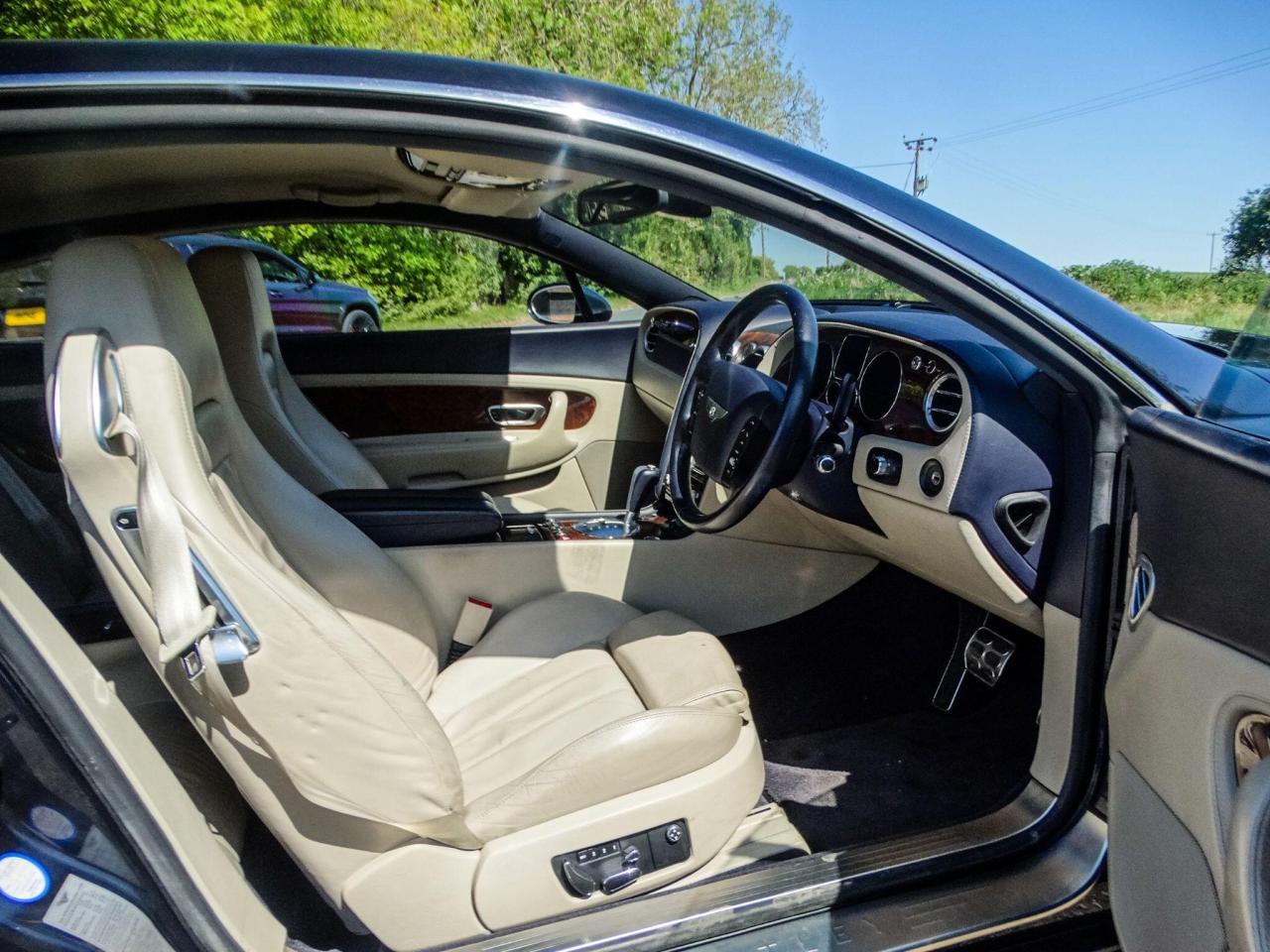 2005 Bentley 6.0 GT 2dr