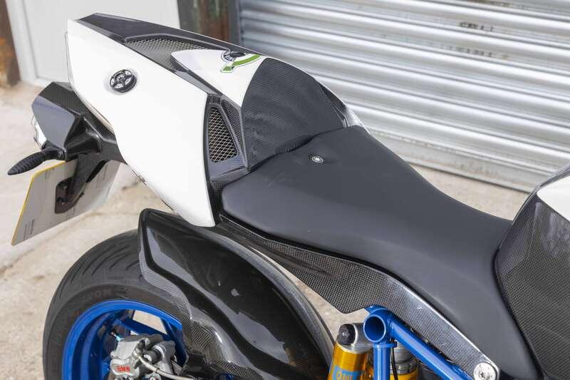 2009 BMW HP2 SPORT