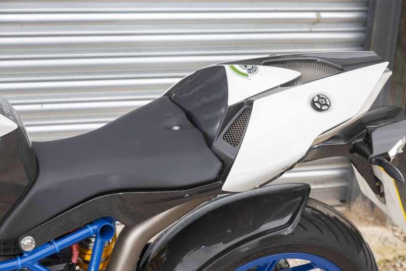 2009 BMW HP2 SPORT
