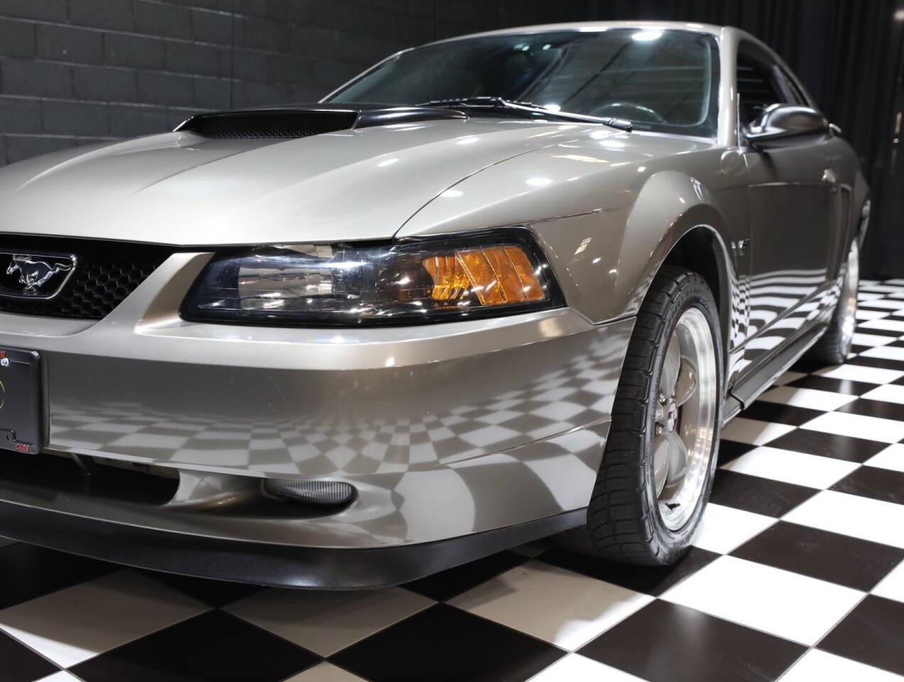 2002 Ford Mustang