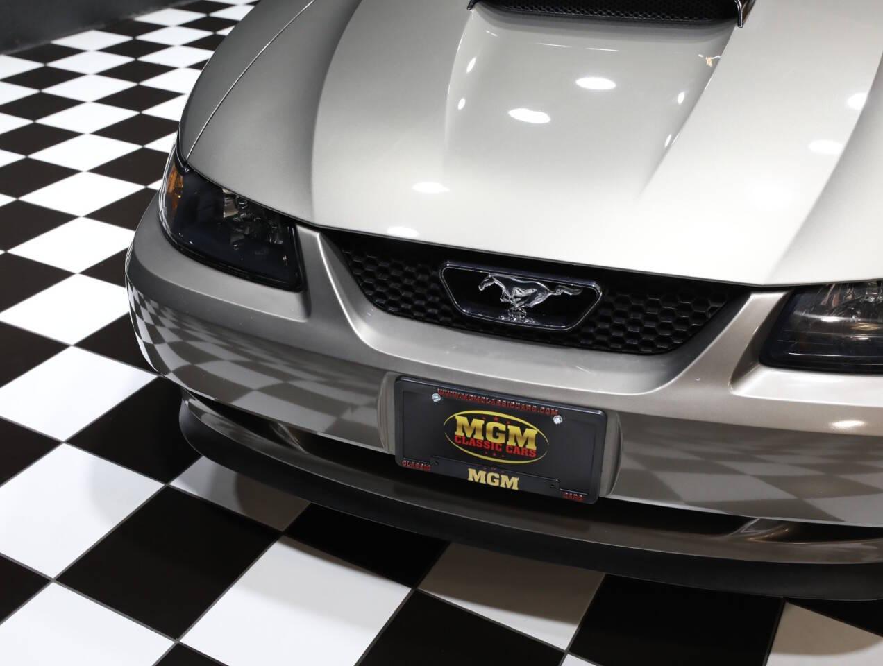 2002 Ford Mustang
