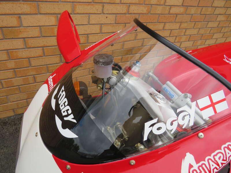2000 Ducati 916 CARL FOGARTY REPLICA