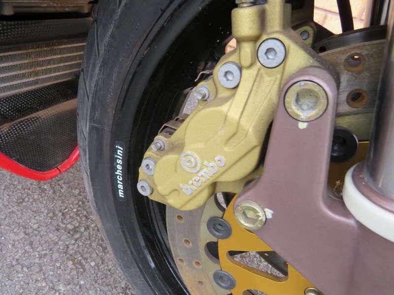 2000 Ducati 916 CARL FOGARTY REPLICA