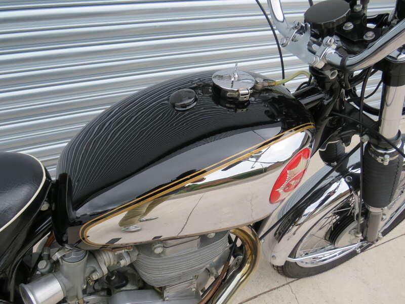 1959 BSA DBD34 GOLD STAR