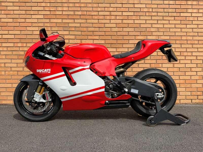 2008 Ducati DESMOSEDICI RR