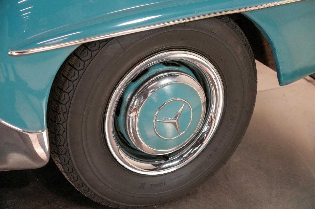 1960 Mercedes - Benz 190