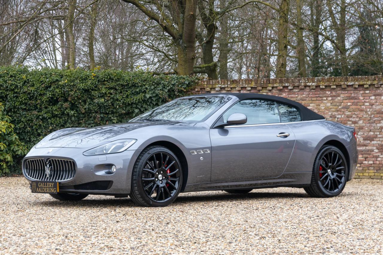 2015 Maserati GranCabrio 4.7 &ldquo;Comfort Package&rdquo; Only 28.000 KM