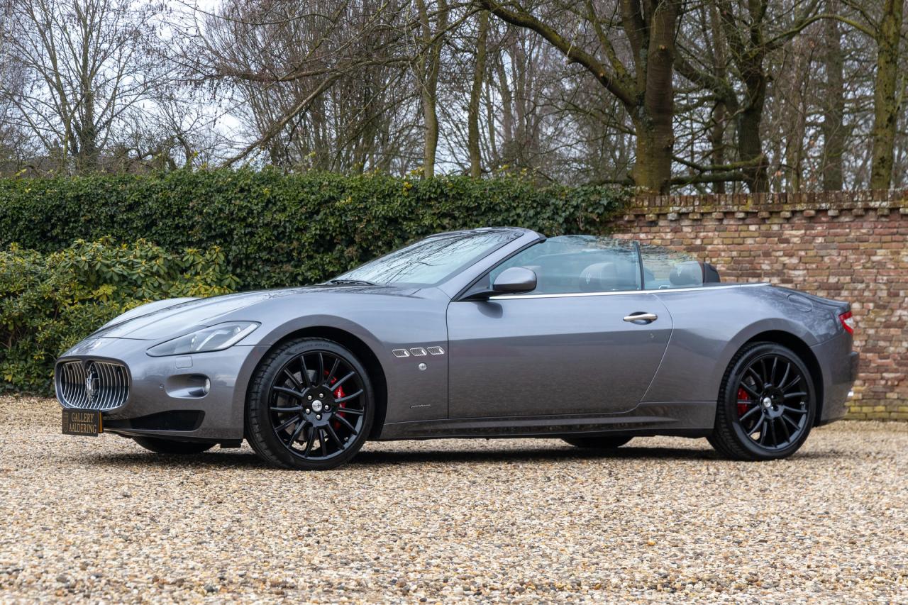 2015 Maserati GranCabrio 4.7 &ldquo;Comfort Package&rdquo; Only 28.000 KM