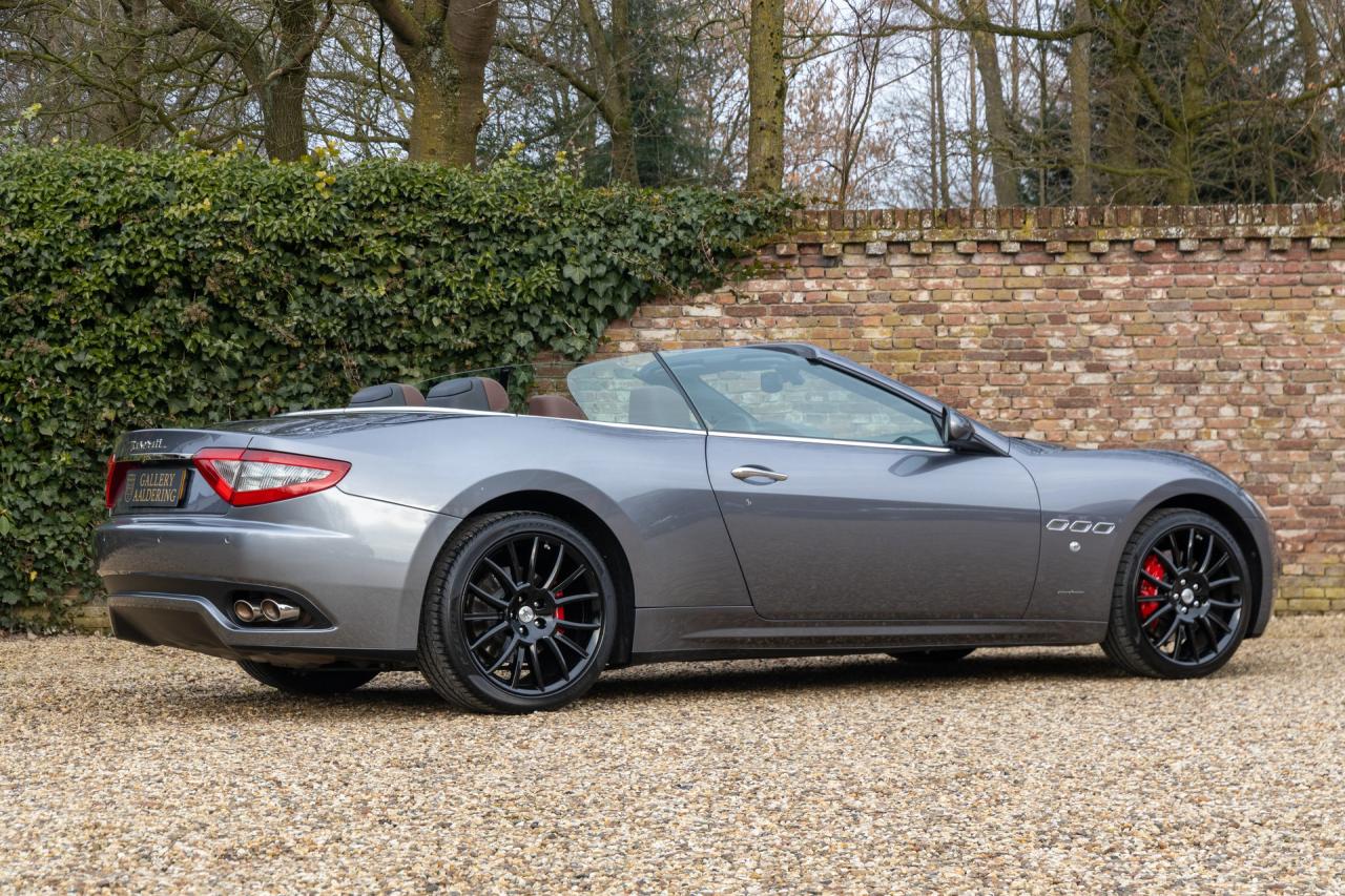 2015 Maserati GranCabrio 4.7 &ldquo;Comfort Package&rdquo; Only 28.000 KM