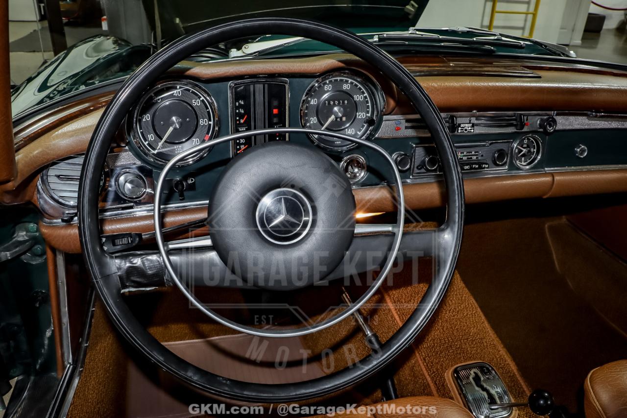 1970 Mercedes - Benz 280SL