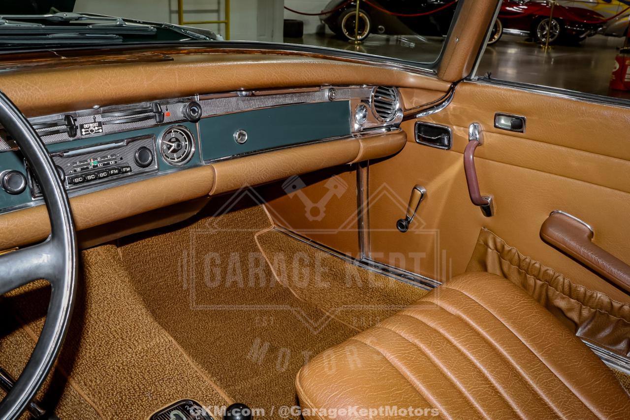 1970 Mercedes - Benz 280SL