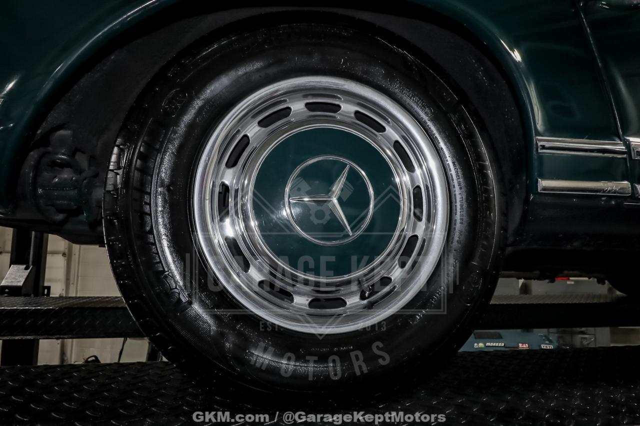 1970 Mercedes - Benz 280SL
