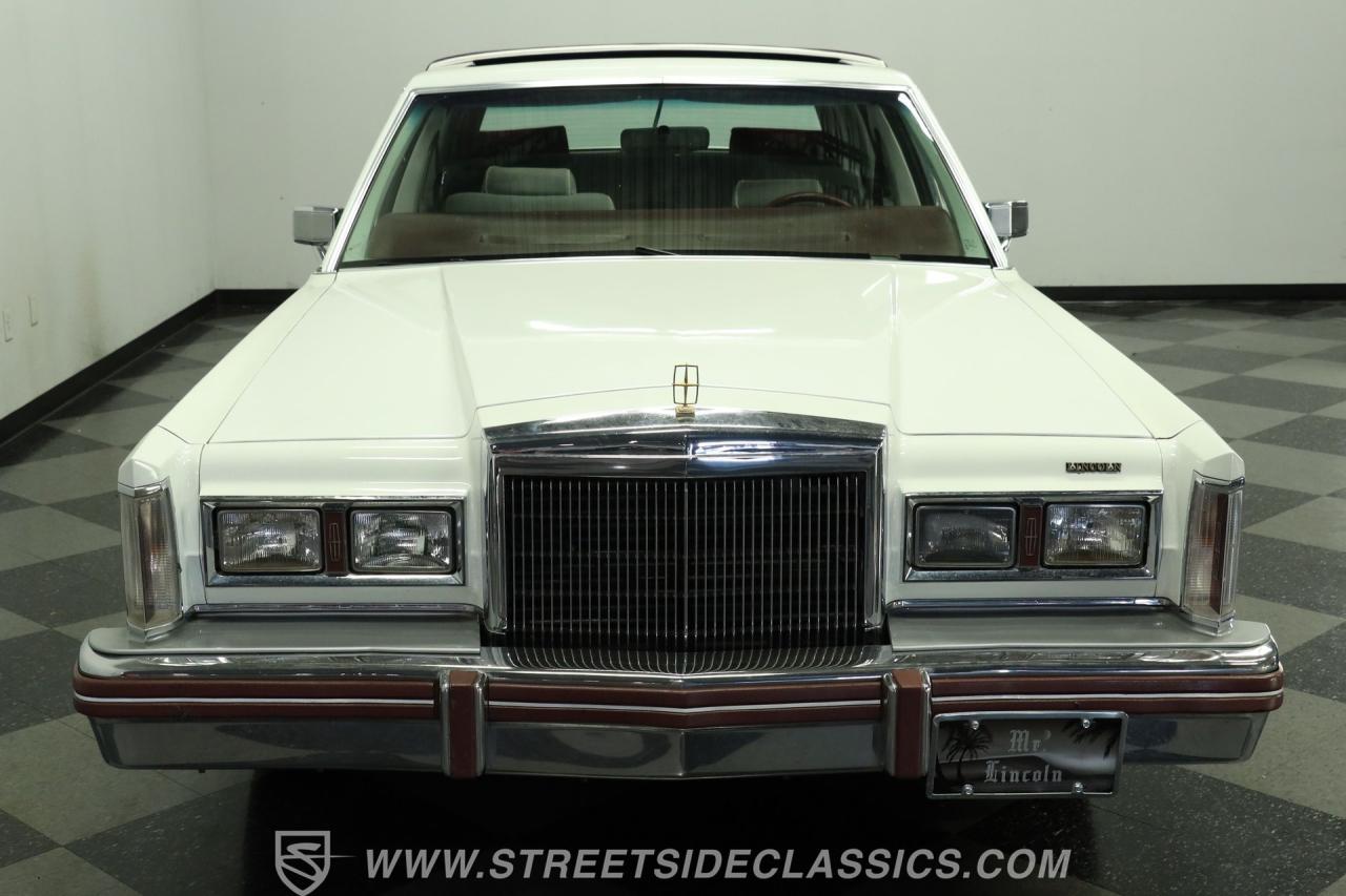 1984 Lincoln Town Car Cartier