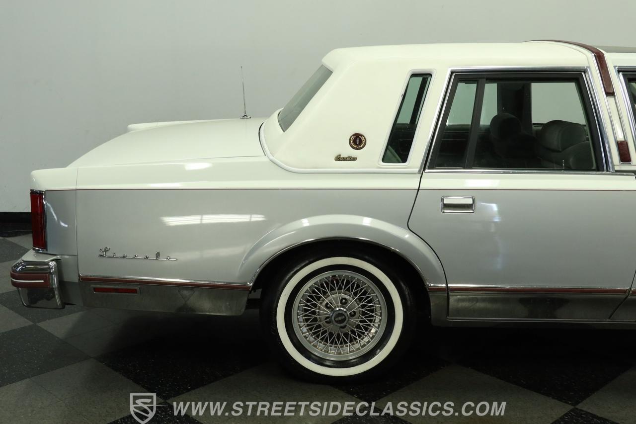 1984 Lincoln Town Car Cartier