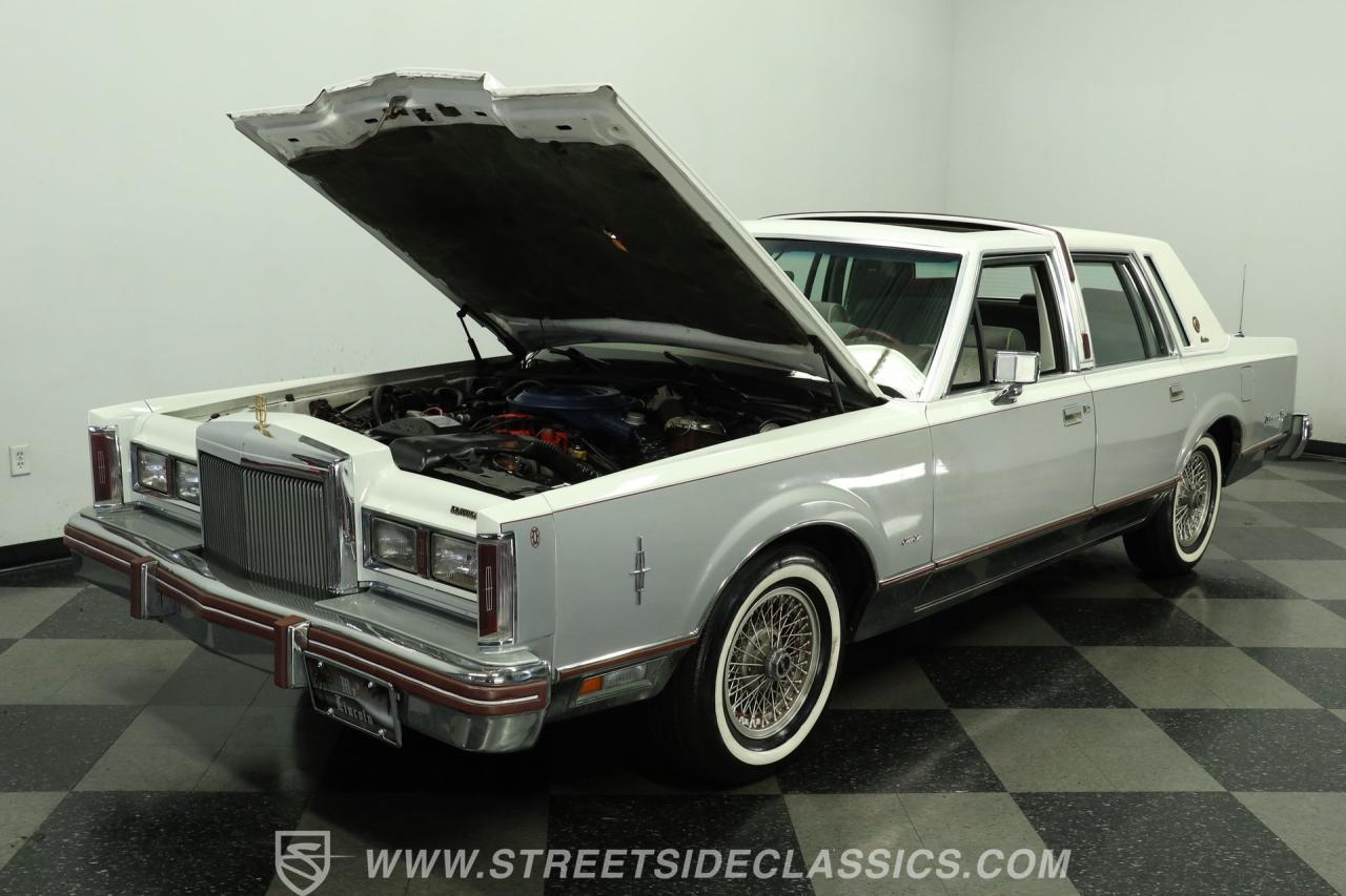 1984 Lincoln Town Car Cartier