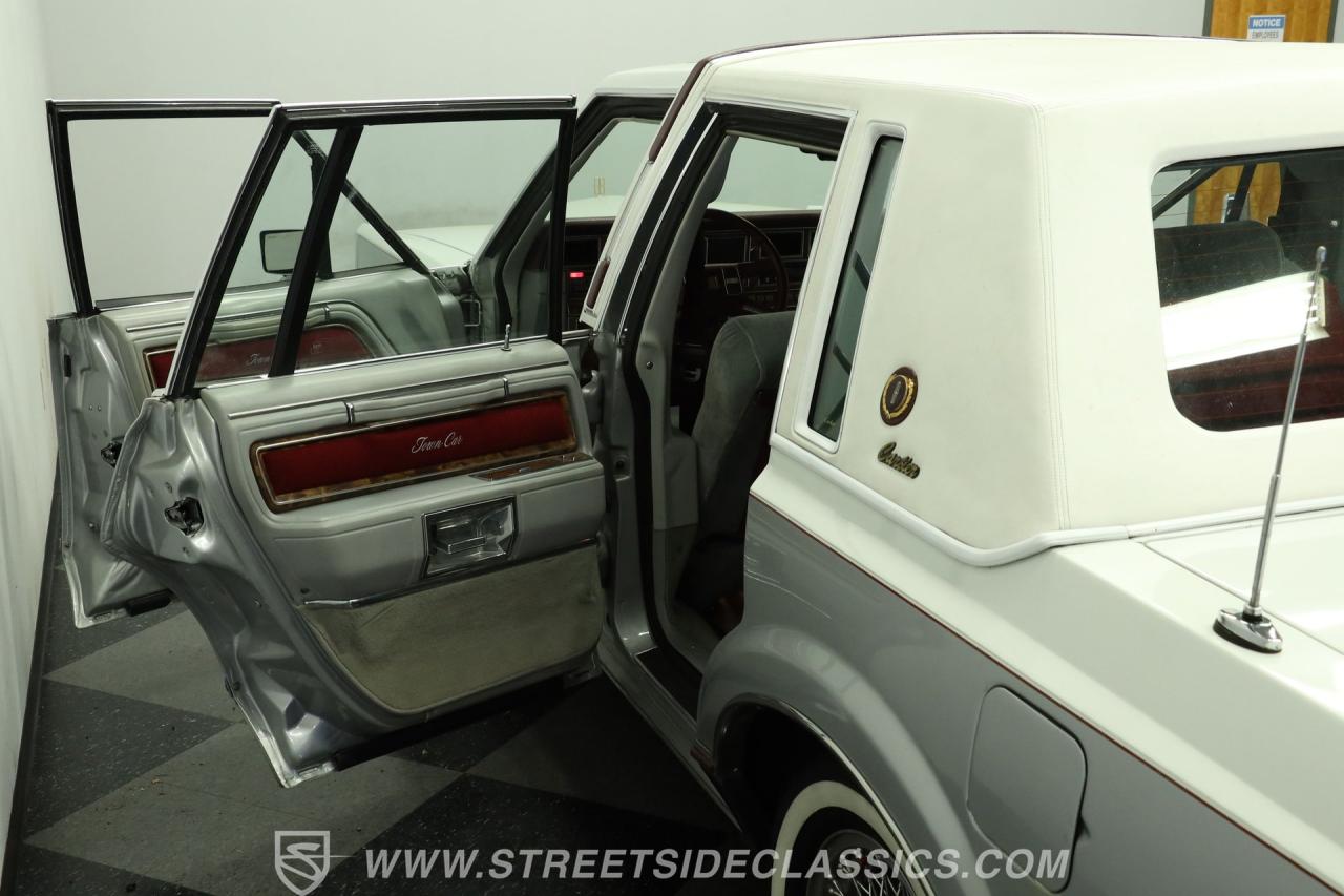 1984 Lincoln Town Car Cartier