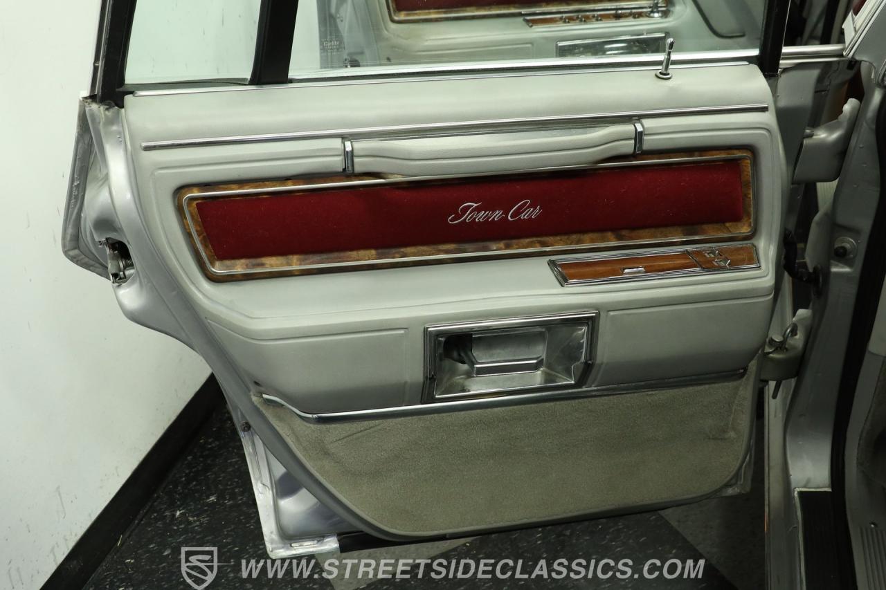 1984 Lincoln Town Car Cartier