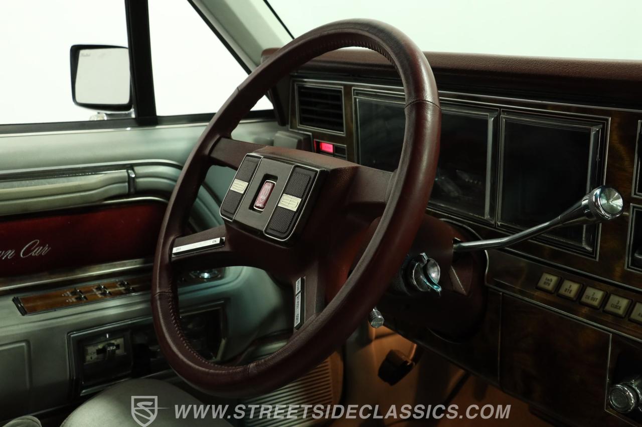 1984 Lincoln Town Car Cartier