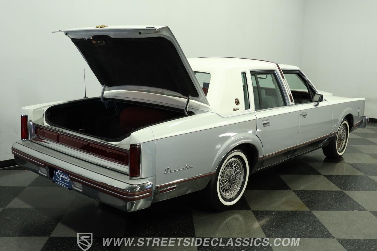 1984 Lincoln Town Car Cartier