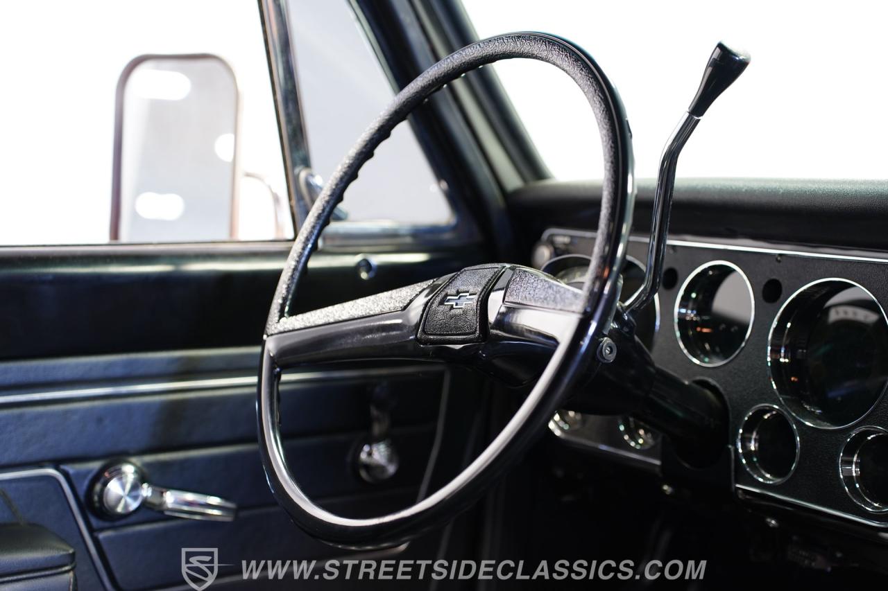 1972 Chevrolet Suburban Patina Restomod