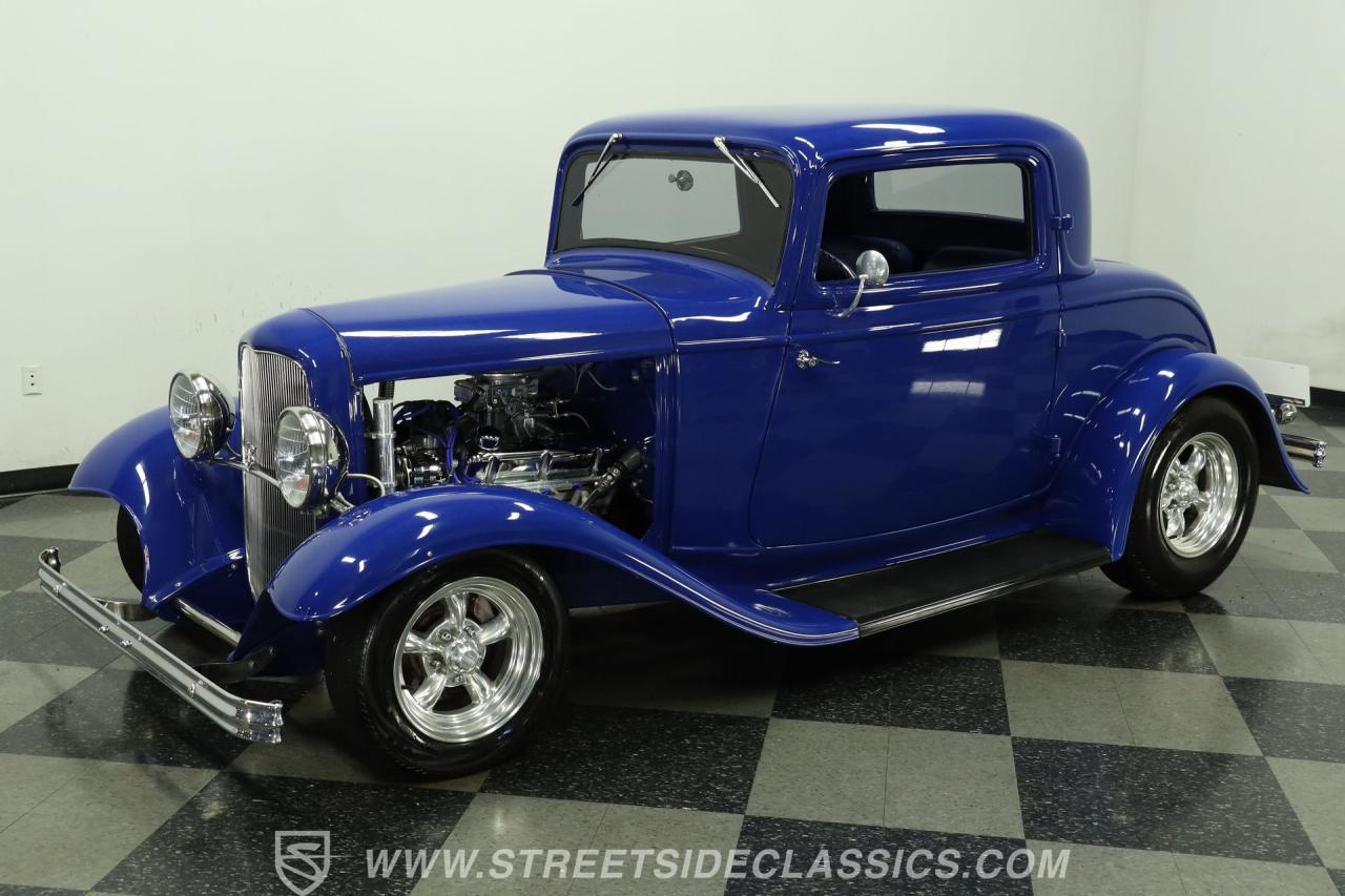 1932 Ford 3-Window Coupe