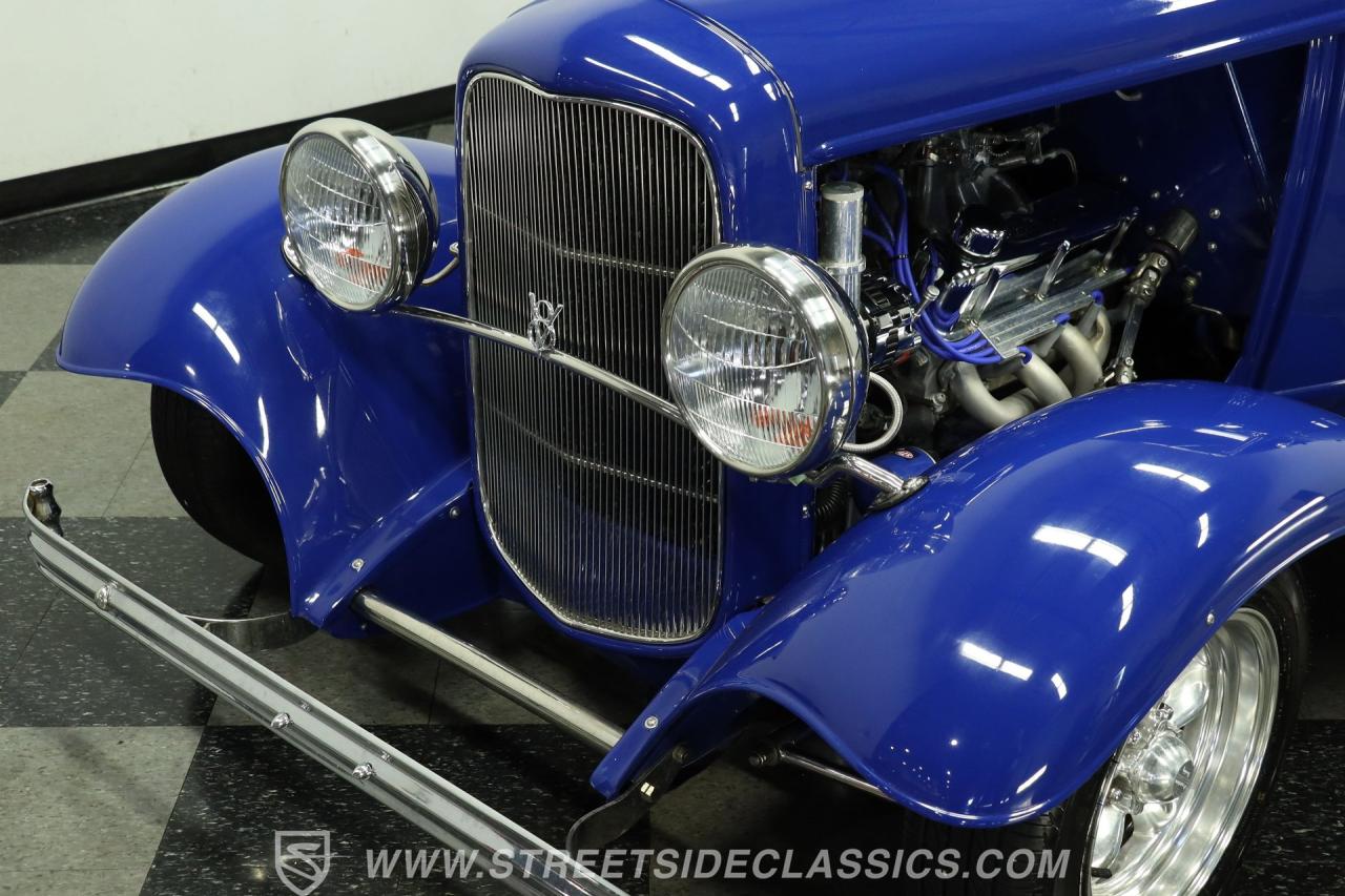 1932 Ford 3-Window Coupe