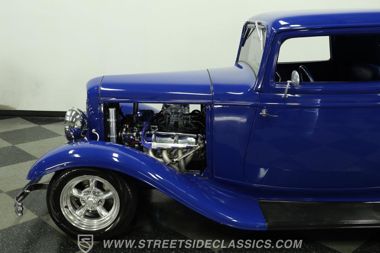 1932 Ford 3-Window Coupe