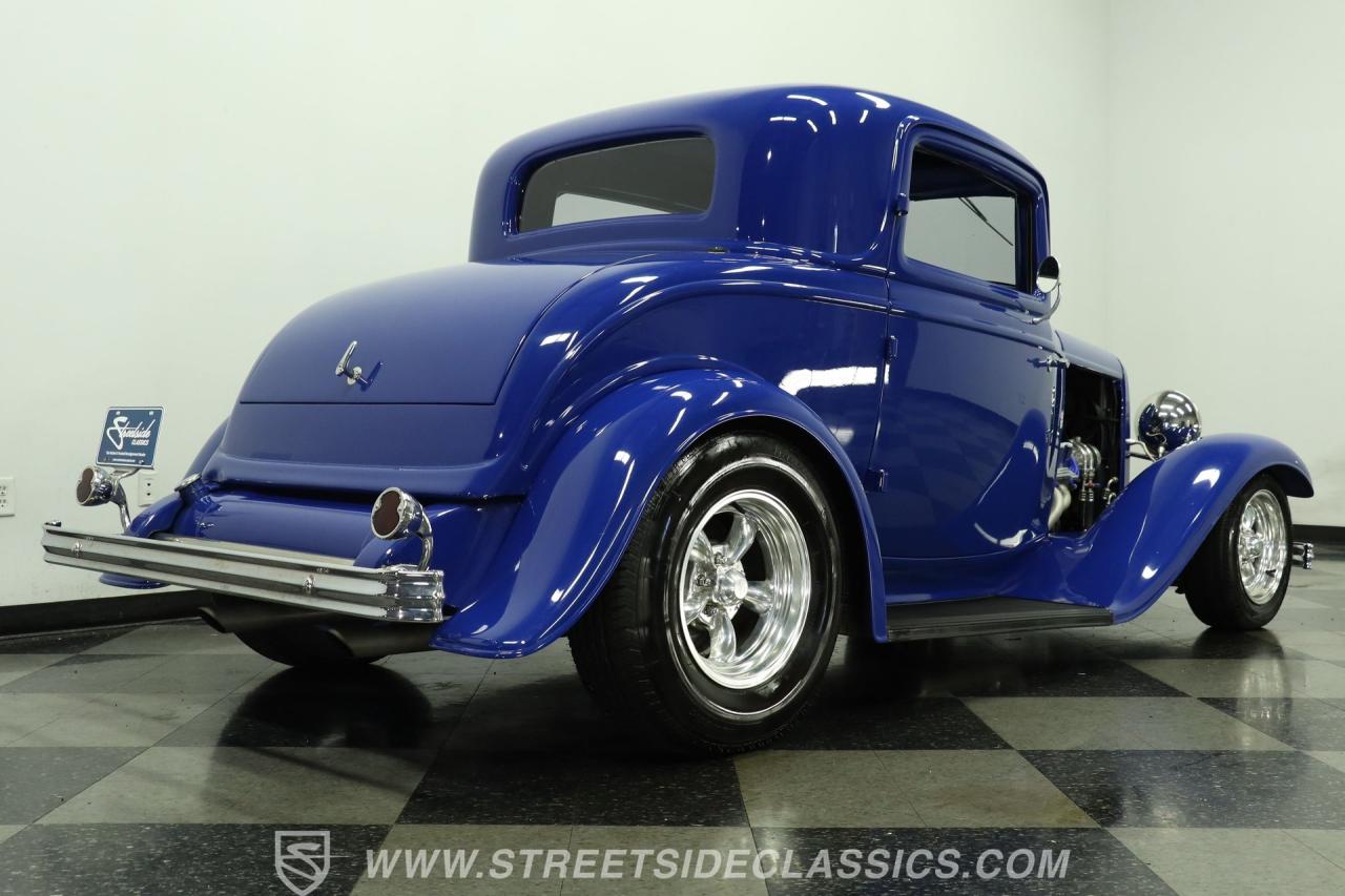 1932 Ford 3-Window Coupe