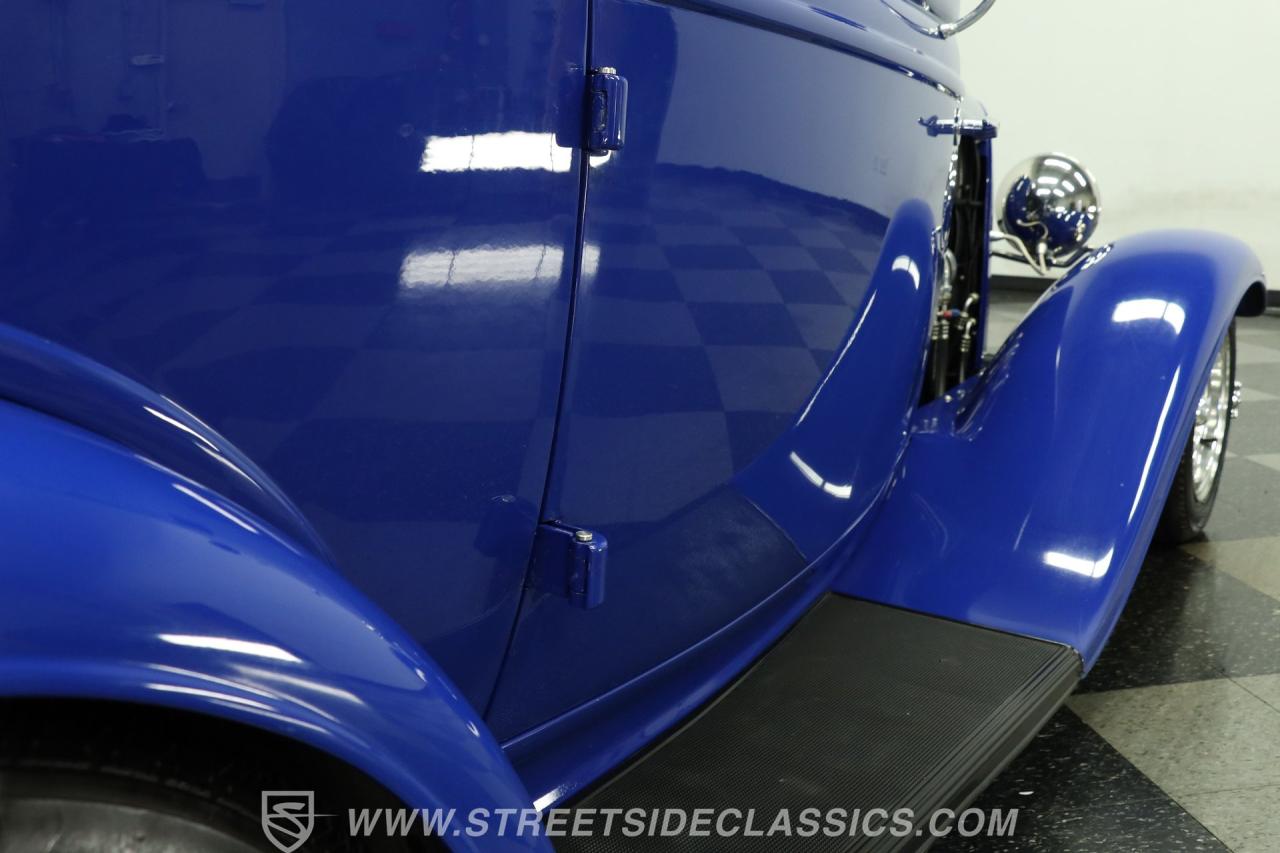1932 Ford 3-Window Coupe