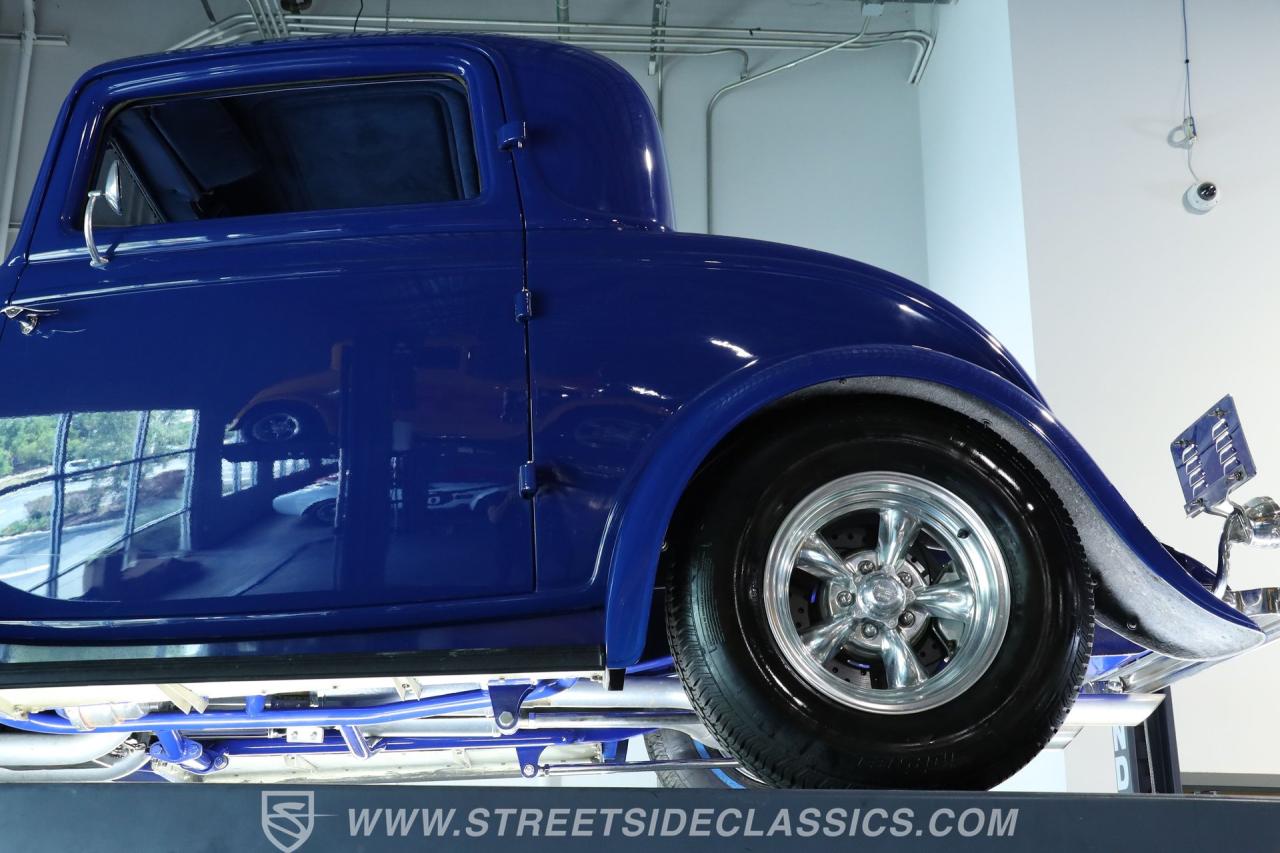 1932 Ford 3-Window Coupe