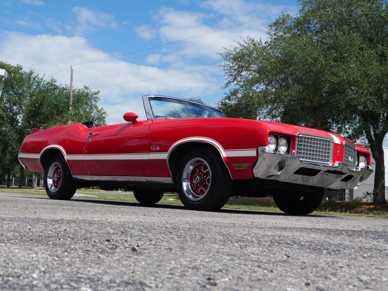 1972 Oldsmobile Cutlass Supreme Convertible