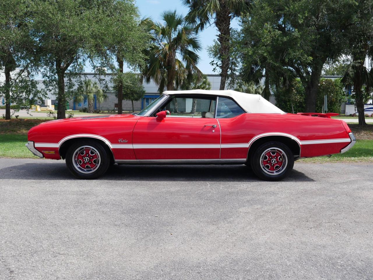 1972 Oldsmobile Cutlass Supreme Convertible