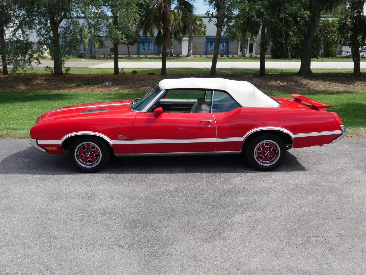 1972 Oldsmobile Cutlass Supreme Convertible