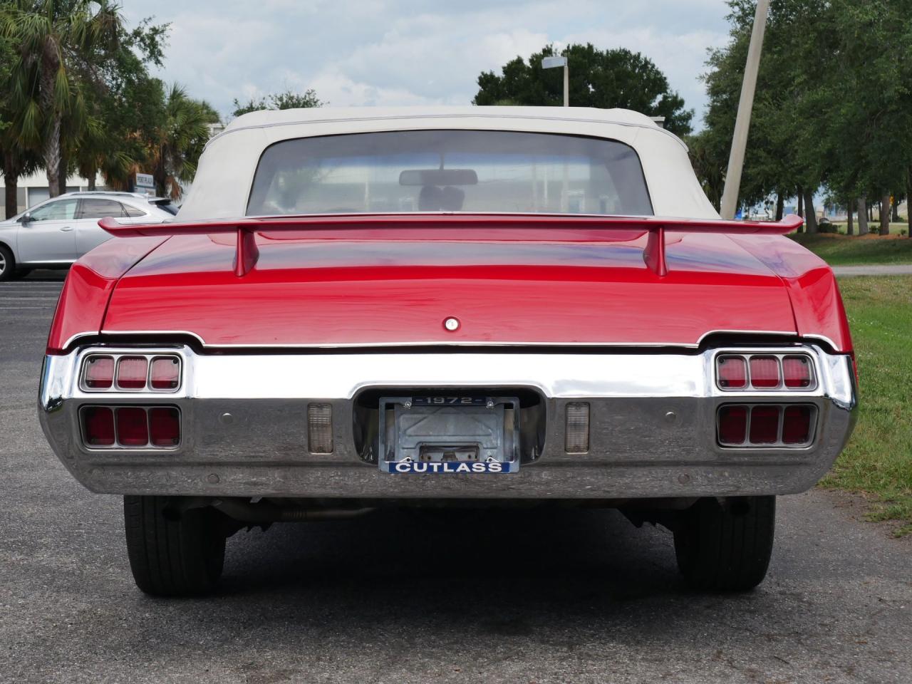 1972 Oldsmobile Cutlass Supreme Convertible