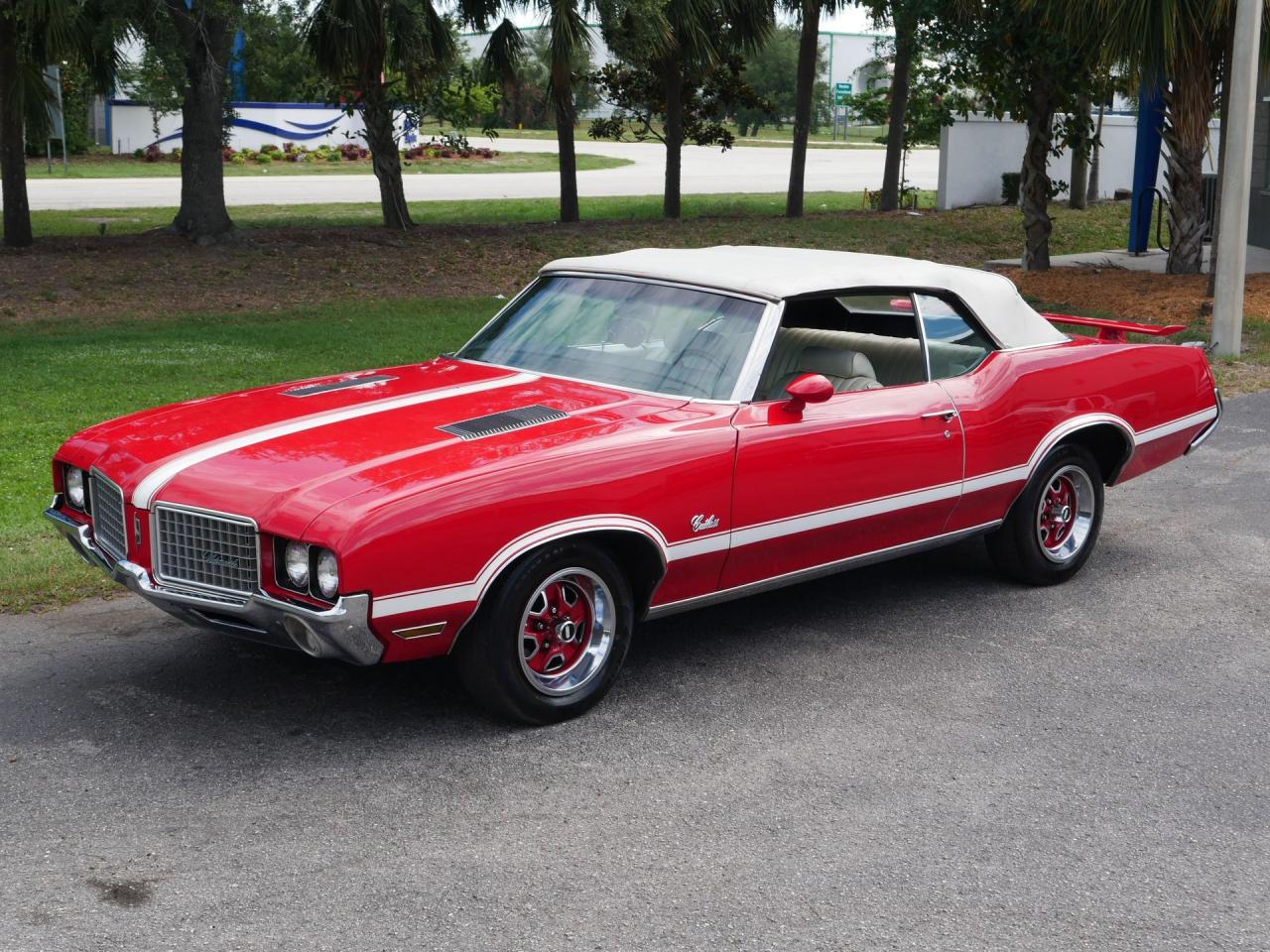 1972 Oldsmobile Cutlass Supreme Convertible