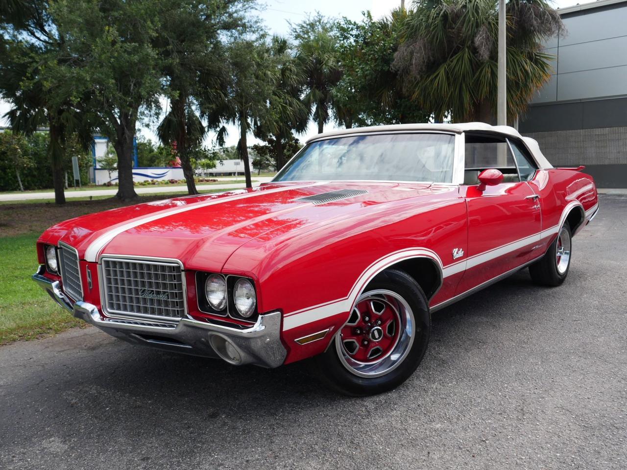 1972 Oldsmobile Cutlass Supreme Convertible