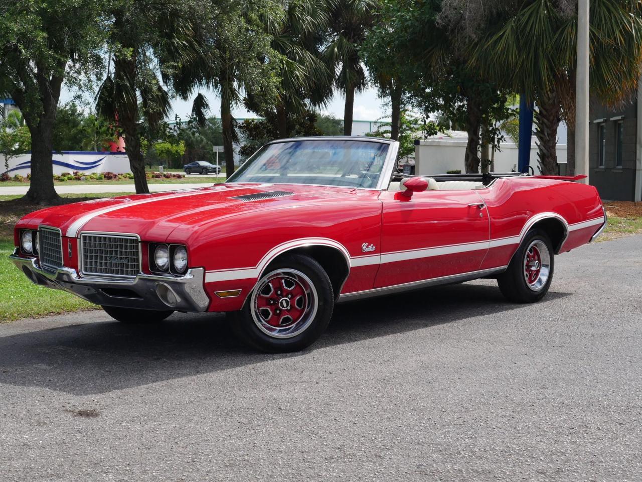 1972 Oldsmobile Cutlass Supreme Convertible
