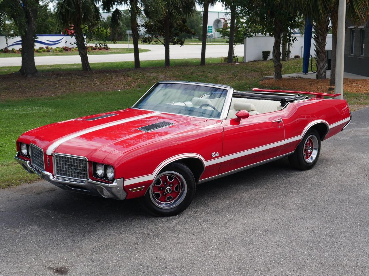 1972 Oldsmobile Cutlass Supreme Convertible