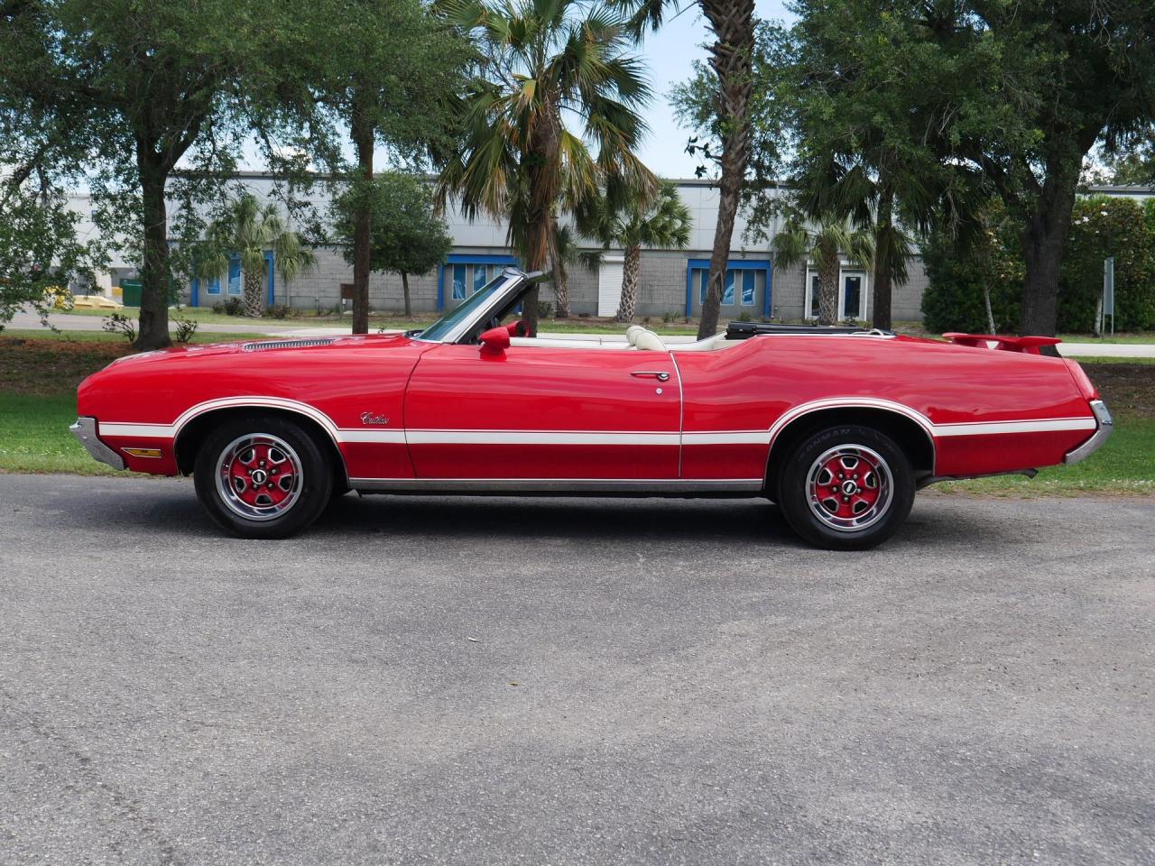 1972 Oldsmobile Cutlass Supreme Convertible