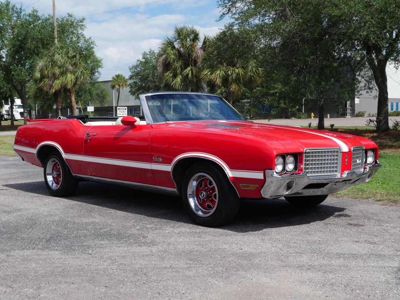 1972 Oldsmobile Cutlass Supreme Convertible