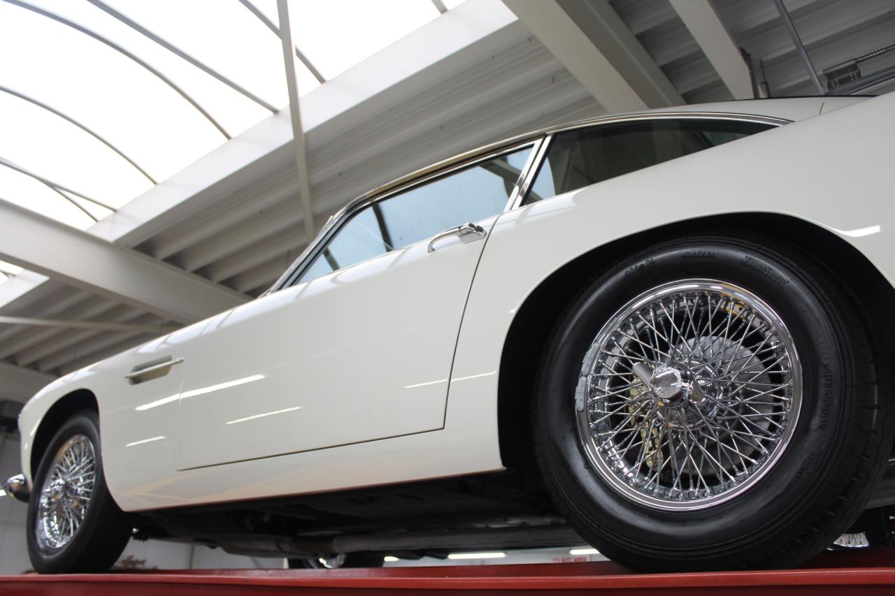 1961 Aston Martin DB4 Series 3