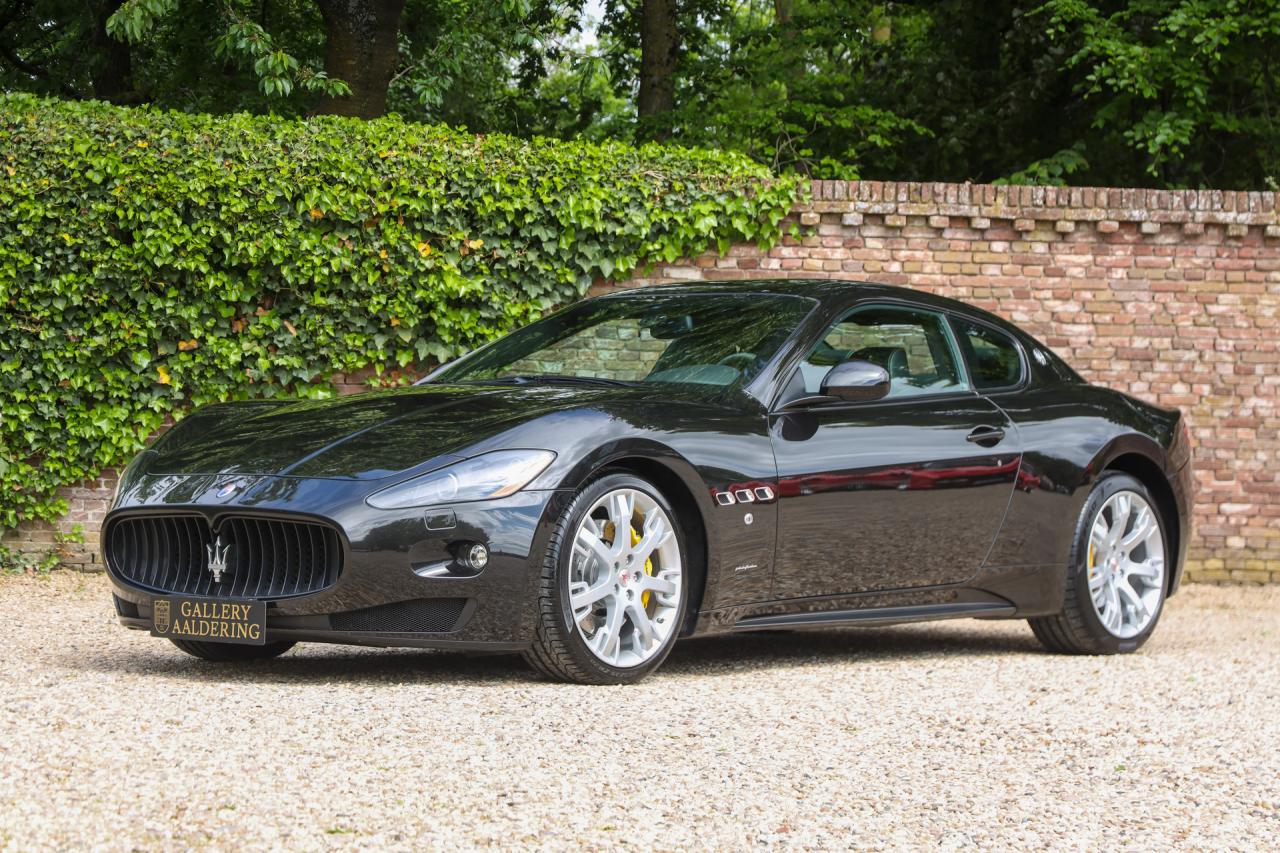 2008 Maserati GranTurismo S &ldquo;with the Ferrari-red valve covers&rdquo;