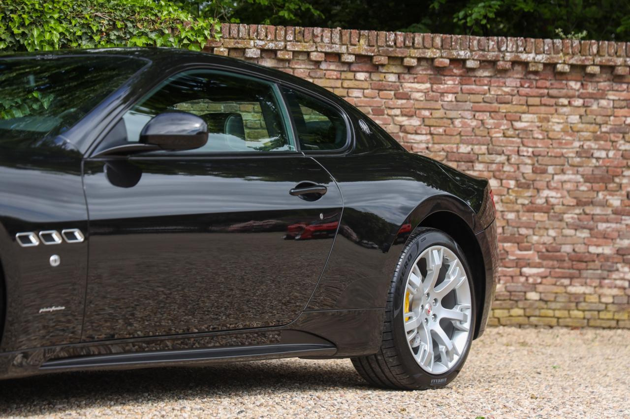 2008 Maserati GranTurismo S &ldquo;with the Ferrari-red valve covers&rdquo;