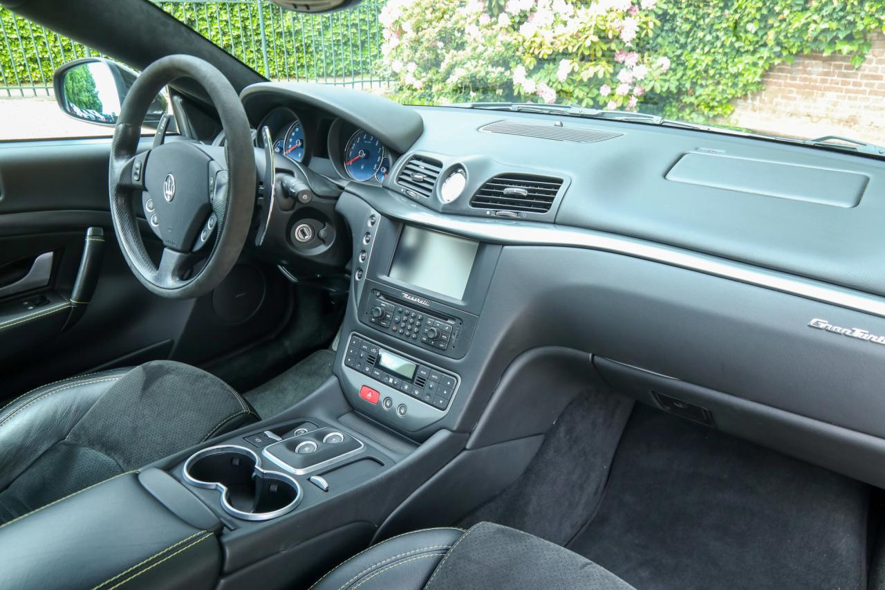 2008 Maserati GranTurismo S &ldquo;with the Ferrari-red valve covers&rdquo;