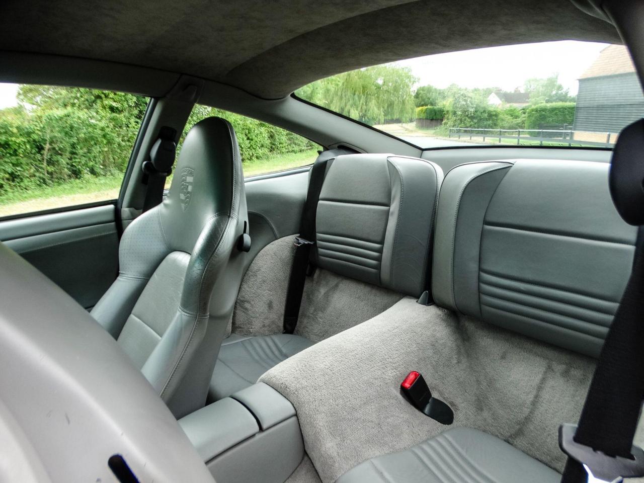 2004 Porsche 3.6 996 Carrera 4S Tiptronic S AWD 2dr