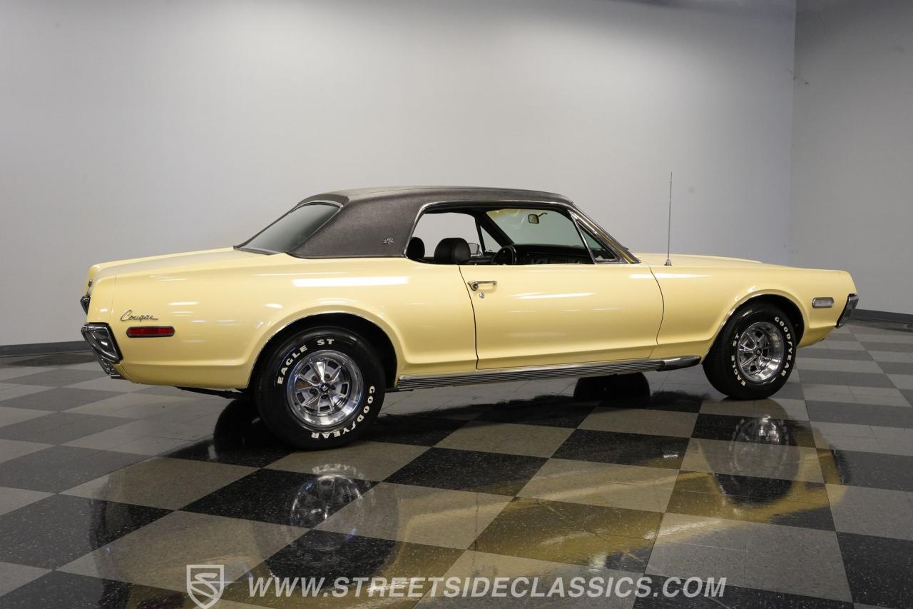 1968 Mercury Cougar XR7