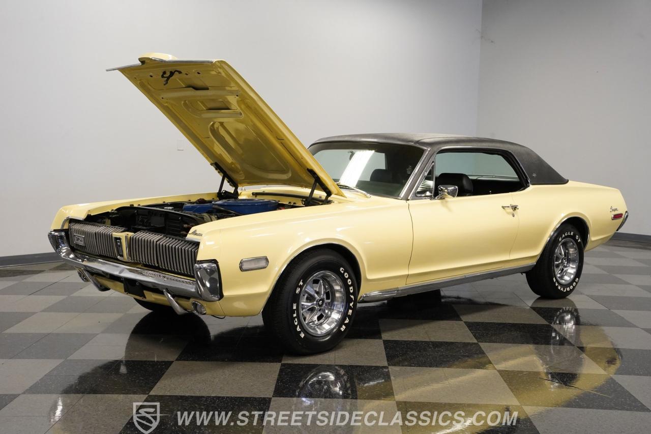 1968 Mercury Cougar XR7