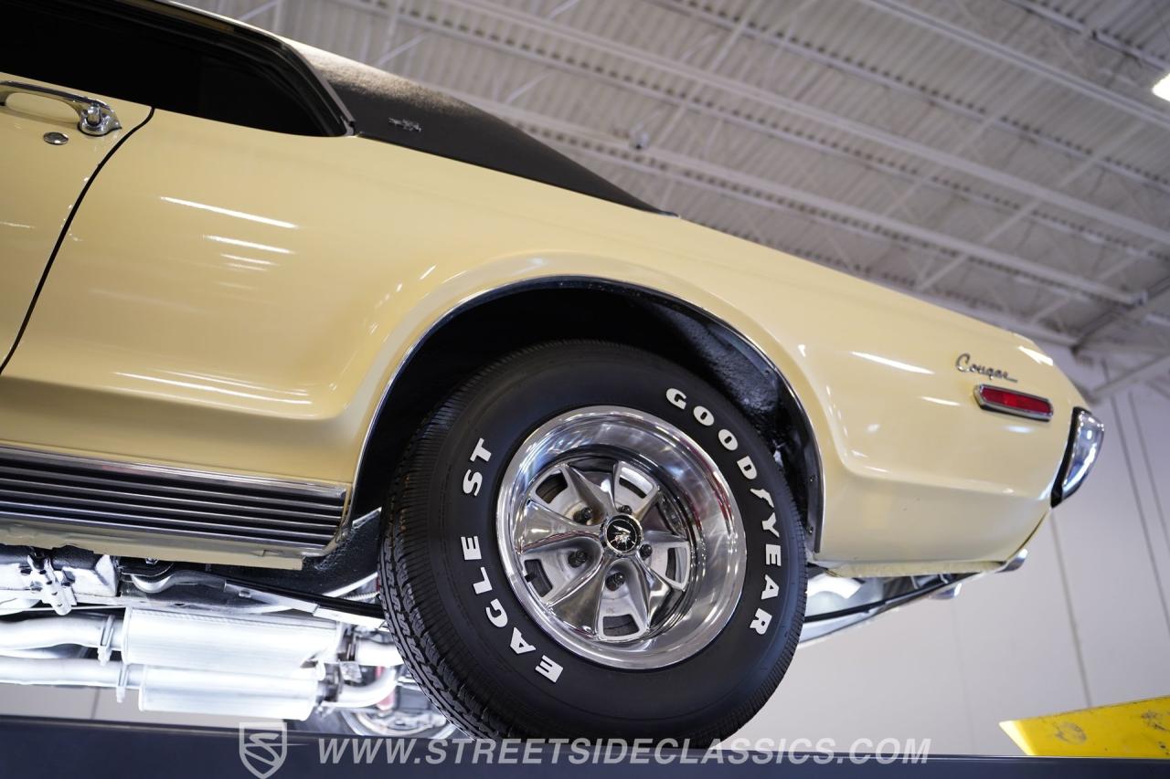1968 Mercury Cougar XR7