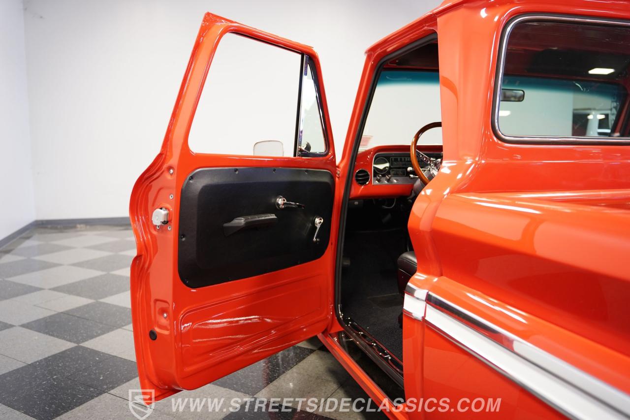 1966 Chevrolet C10 LS 5.3L Restomod